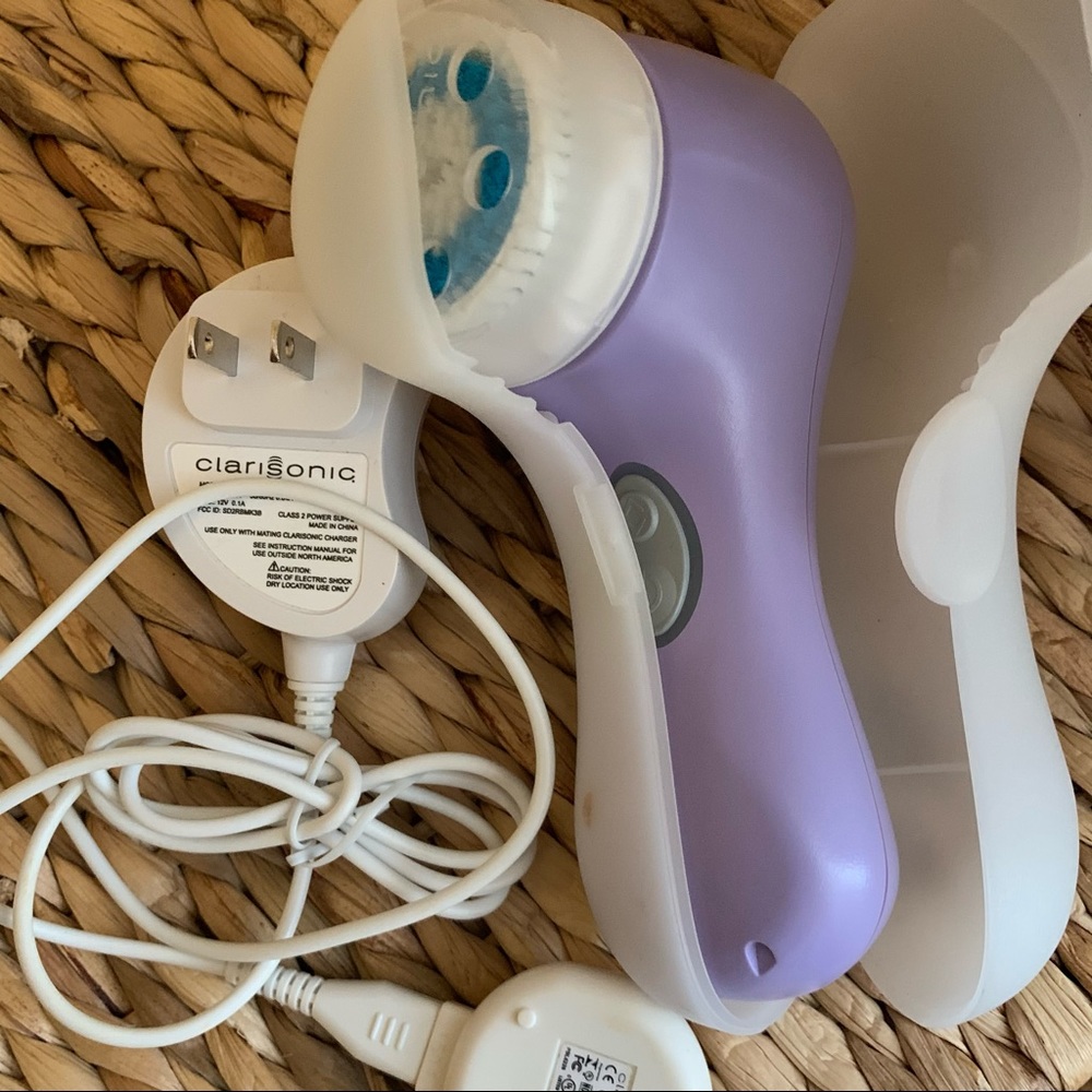Purple Clarisonic Mia 2